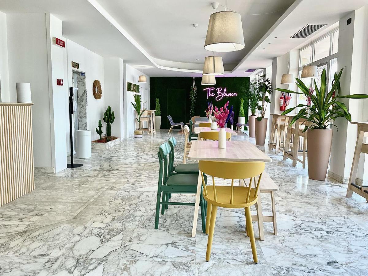 Blumen Hotel